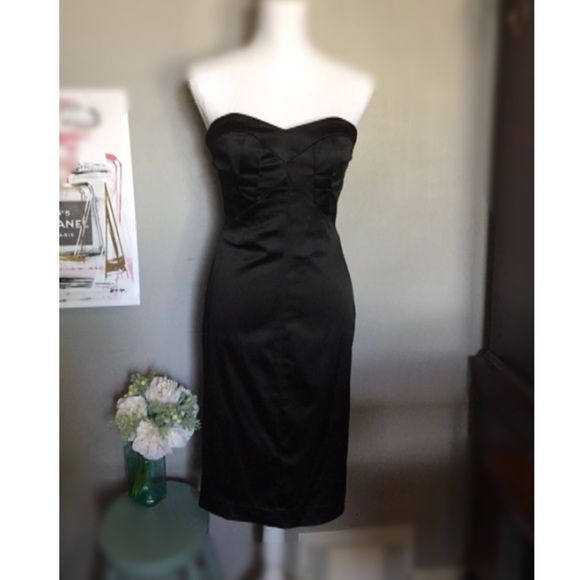 bebe Dresses & Skirts - Bebe Black Strapless Cocktail Dress size Medium